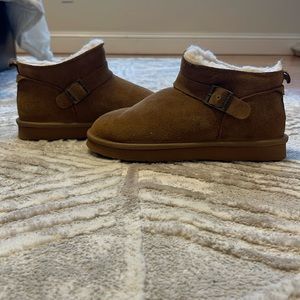 Tan Bearpaw Pawz boots